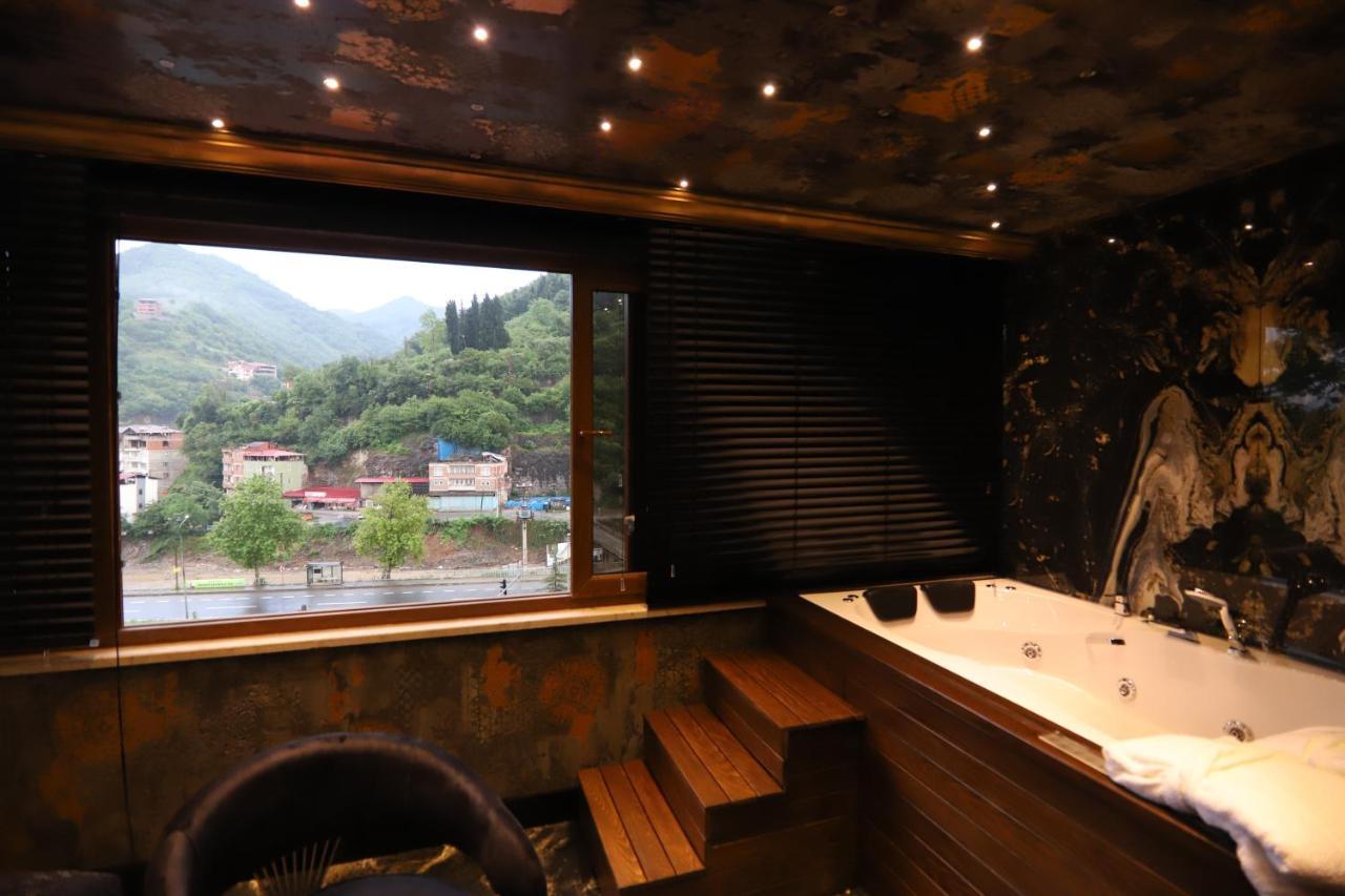 Bayrak Grand Hotel Trabzon Exterior foto
