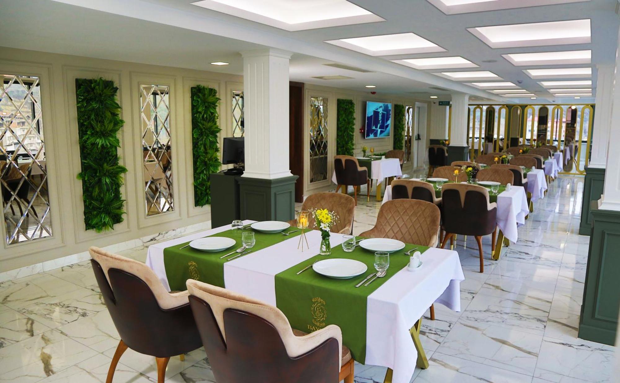 Bayrak Grand Hotel Trabzon Exterior foto